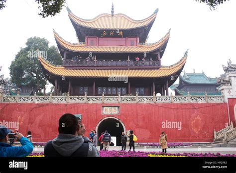 Yueyang Pavilion Hi Res Stock Photography And Images Alamy