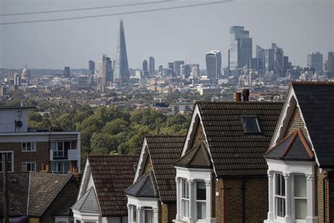 UK house prices show first annual fall since 2020 – Nationwide - GG2