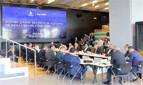 "İstanbul Metropolitan Municipality's Digital Journey" Sheds Light on