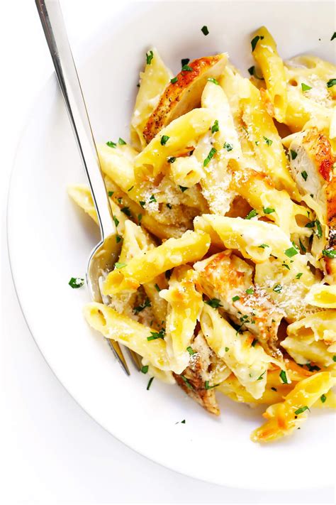 Chicken alfredo baked ziti