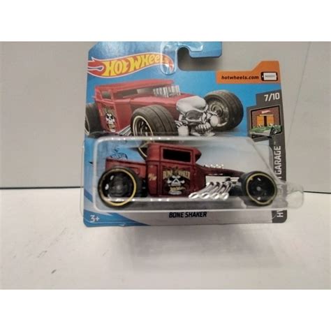 BONE SHAKER RED 7 10 DREAM GARAGE 1 64 HOT WHEELS BCN STOCK CARS