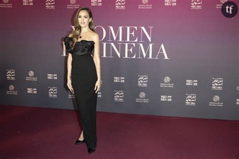 Couple parfait Magnifiques tous les deux ce sex symbol culte des années a un nouveau