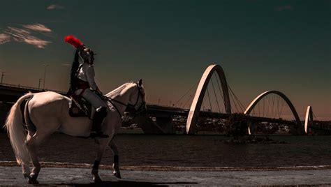 Dragões Da Independência Reverenciam Brasília Com Ensaio Fotográfico