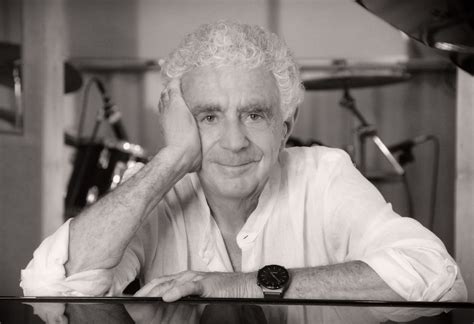 In radio e in formato digitale "SOLAMENTE MIA", il brano che segna il