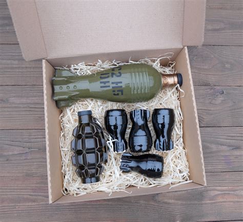 Набор для спиртного «Бойовий Резерв» Мина, граната Ф1 и 4 рюмки ...