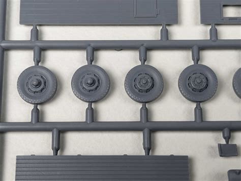 Tatra T27b, Attack Hobby Kits Nr. 72953 - Modellversium Kit-Ecke