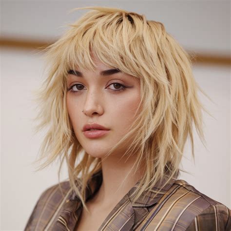 Trendy Short Blonde Wolf Cut Styles With Bangs Youll Love ChicHair Styles