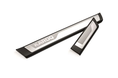 Декоративні накладки на дверні пороги з алюмінієвими вставками | Karoq