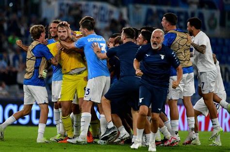 Lazio staff storm pitch after keeper scores epic 95th minute equaliser ...