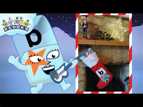 DIY Christmas Stocking | Reading for Kids | @officialalphablocks ...