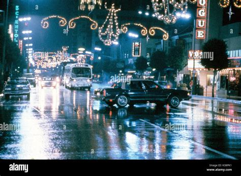 Lethal weapon 1987 hi-res stock photography and images - Alamy