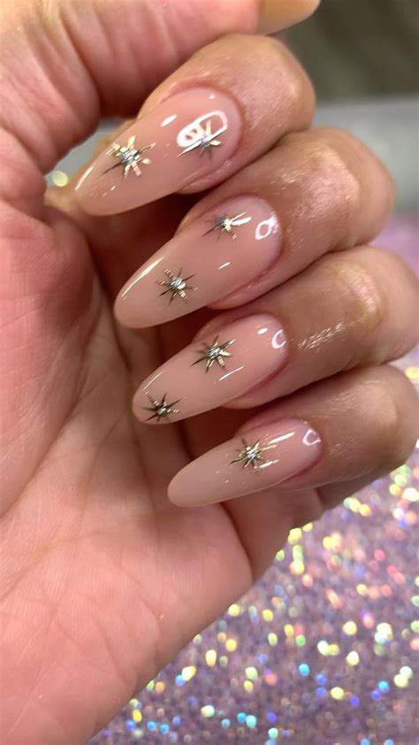 Diseño de uñas Uñas acrílicas uñas nude uñas de estrellas nails nail art