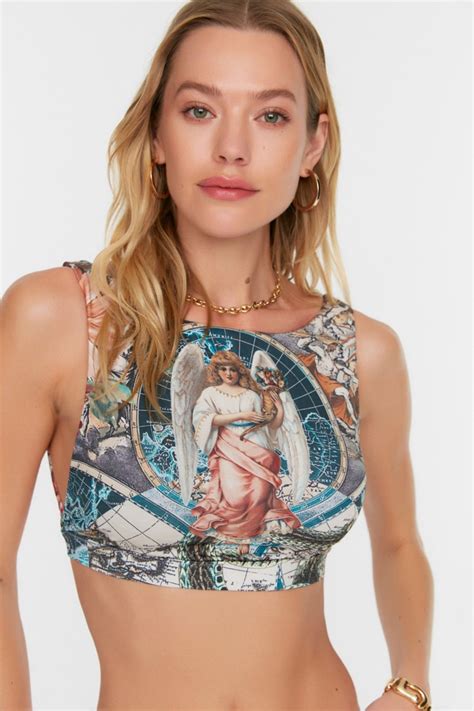 Trendyolmilla Etnik Desenli Halter Yaka Bikini Üstü TBESS BU Fiyatı Yorumları Trendyolmilla