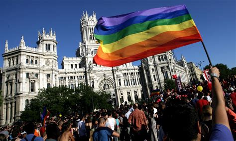 Dos Millones En La Marcha Del Orgullo Gay En Madrid