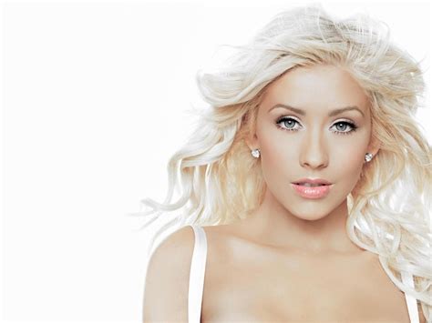 Christina Aguilera Blonde Hair Beauty HD Photo Wallpaper Preview 10wallpaper