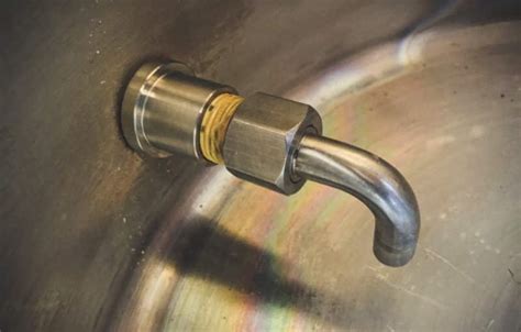 9 Best Brew Kettles For Homebrewing
