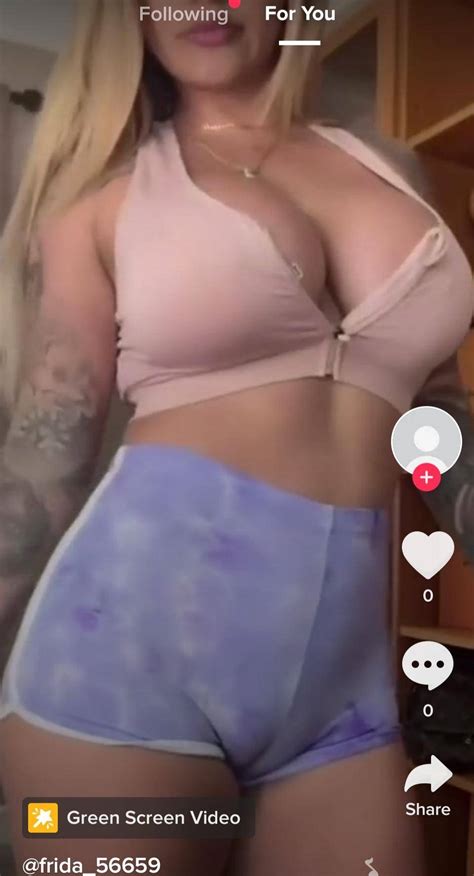 Phat Pussy Scrolller