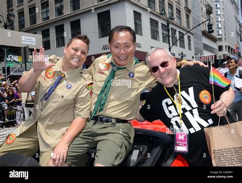 Jennifer Tyrell George Takei Brad Altman In Attendance For Gay Pride Parade New York
