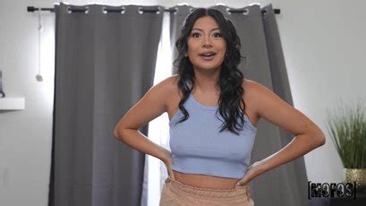 Naughty Horny Chick Cami Strella Swallows Then Rides A Thick Wiener 20 Photos