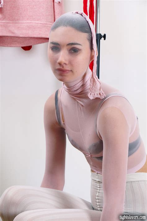 Pantyhose encasement by 1982colin on DeviantArt