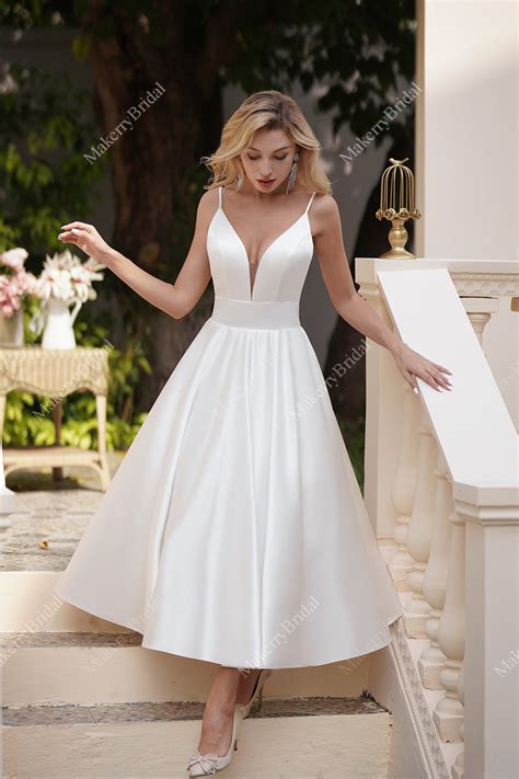 Simple Short Satin Wedding Dress With Pockets – MakerryBridal