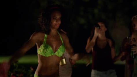 Naked Laila Odom In Bikini Model Academy