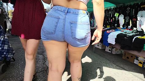 Candid Amazing Hot CURVY THICK MILF PAWG In Shorts