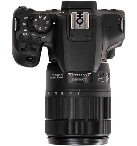 Fotocamera Canon EOS 850D Kit 18-135 IS USM