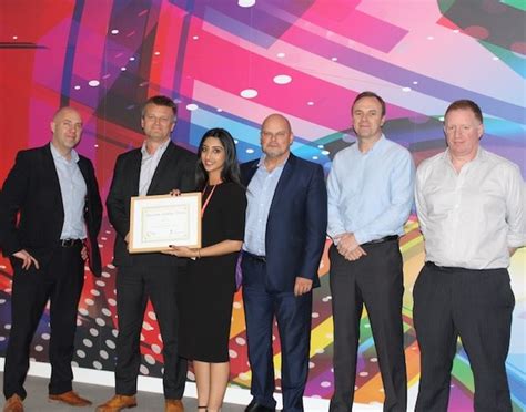 dmu accounting student wins support  start  business