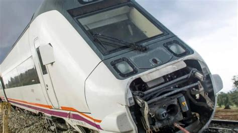 Los Dos Heridos Que Permanecen Ingresados Tras El Accidente De Tren