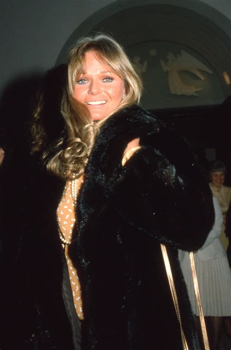 Valerie Perrine, ‘Superman’ and Oscar-Nommed ‘Lenny’ Star, Dies at 82