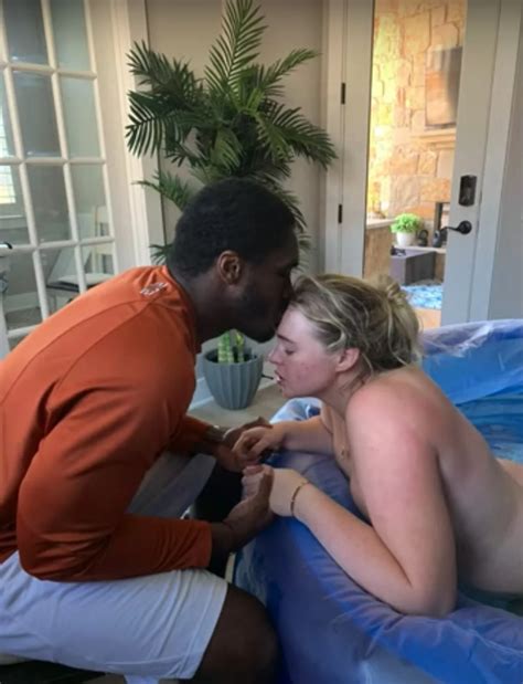 Iskra Lawrence Nude Sexy Photos