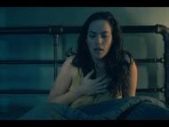 Naked Kate Siegel In The Haunting Of Hill House