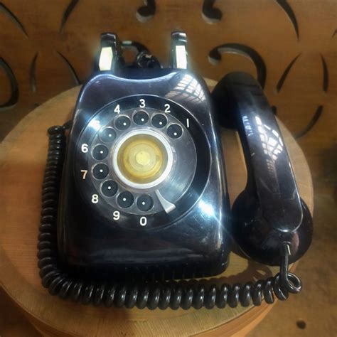 Vintage Rotary Phone Hobbies And Toys Memorabilia And Collectibles