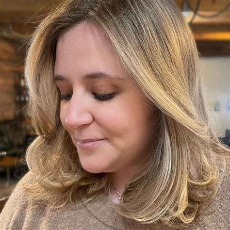 15 Chic Old Money Blonde Hairstyles HairAide