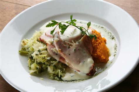 Bacon and Cabbage. A delicious traditional Irish recipe | Irish Folk Tours