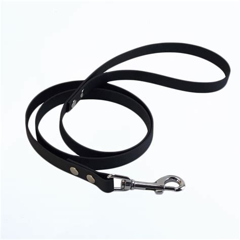 Laisse pour chien en biothane. Plus de 30 coloris au choix