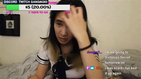 Twitch Streamer Show Her Big Tits On Stream Accidental Nip Slip