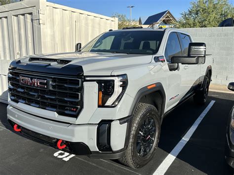 2024 At4 2500hd Thunderstorm Gray Pictures Page 3 Gmc At4 Forum