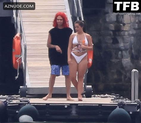 Addison Rae Sexy Seen Showcasing Her Hot Bikini Body Alongside Omer Fedi At Sereno Resort AZNude