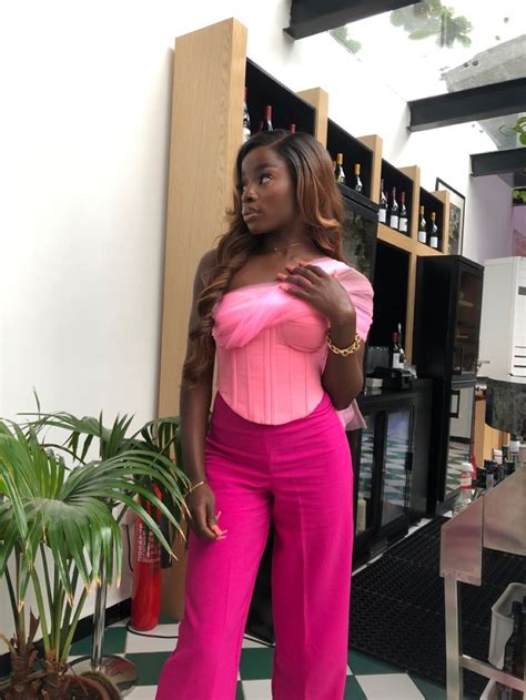 Pink Corset Top And Hot Pink Pants Hot Pink Pants Fashion Outfits Pink Pants