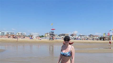 7 Hot Sexy Weronika Jagodzinska Bikini Pics