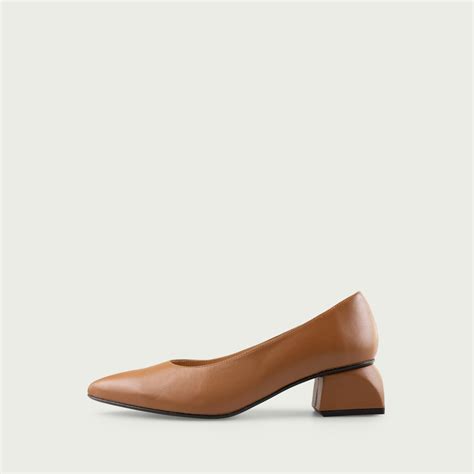 Pantofi damă cu toc gros nude Solana din piele naturală