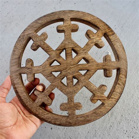 Vintage Snowflake Wooden Trivet Rustic Kitchen Hot Plate Pot Holder Or Shabby Chic Wall