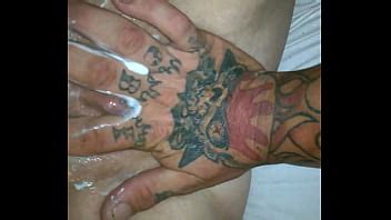 Hung Maniaque aide Mawmaw Kim à se masturber avec un nouveau jouet XVIDEOS