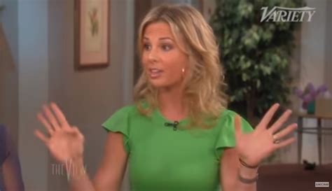 Elisabeth Hasselbeck Meltdown Over Barbara Walters Conversation Leaked Free Beer And Hot Wings