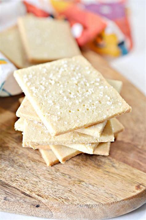 3 Ingredient Keto Crackers Best Low Carb Keto Saltine Cracker Recipe