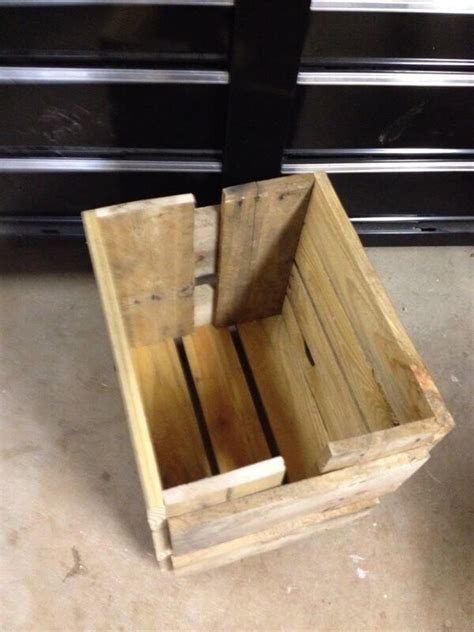 Diy Pallet Planter Box With Casters 101 Pallets