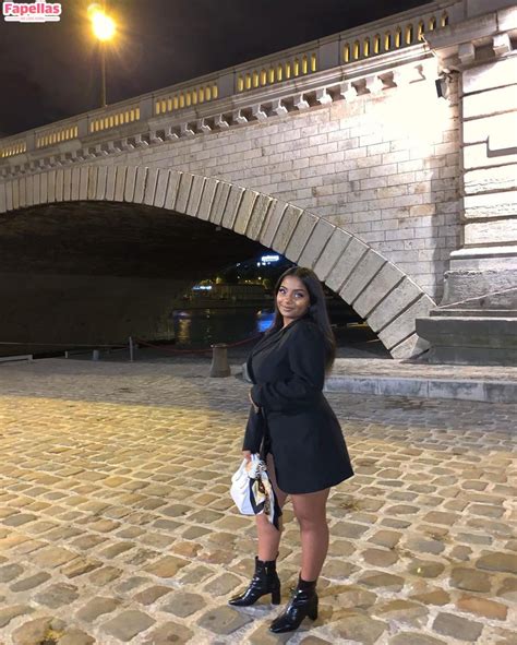 Zina Hadid Aka Moroccanzina Nude Leaks Onlyfans Photo Fapellas