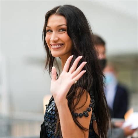 A Nearly Naked Rihanna Shines Bright Like A Diamond At Barbados S Crop Over Festival Artofit